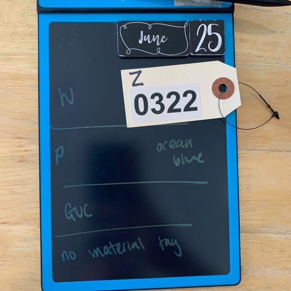 Nike Tank Top Womens S Small Blue Dri Fit Legend Earn The Burn Graphic Racerback - Picture 11 of 12